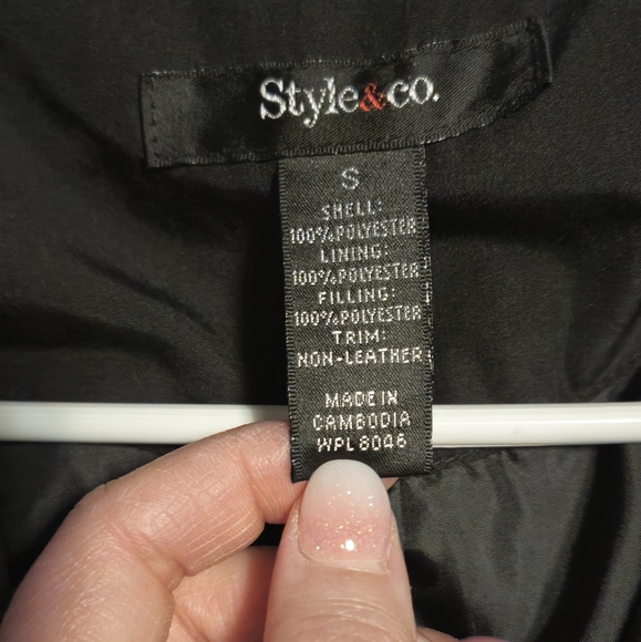 Style & Co. Women's Small Zip-up Vest w/zip pockets - Black and Heather Gray - Picture 3 of 5